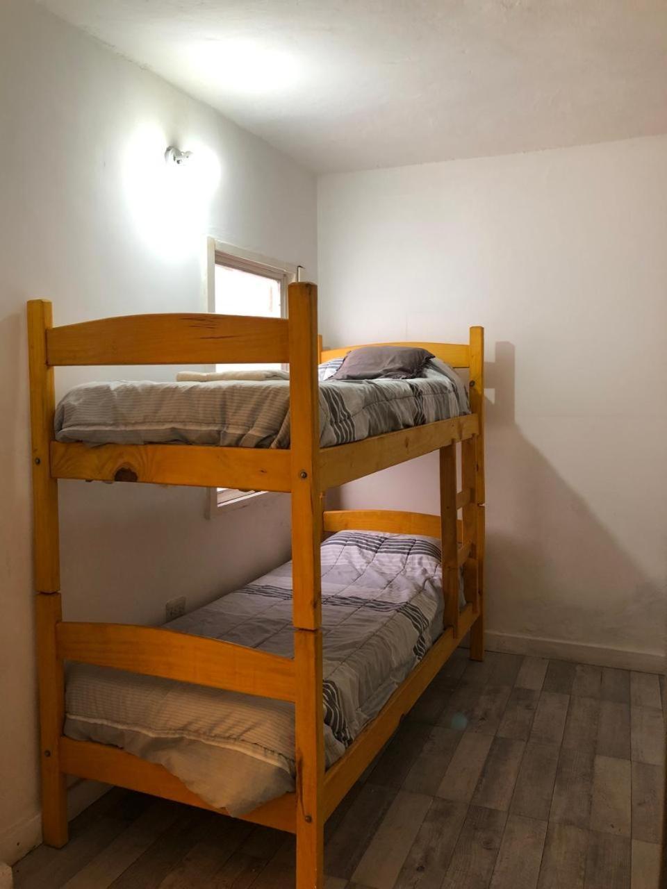 El Faro Hostel Puerto Madryn Eksteriør billede