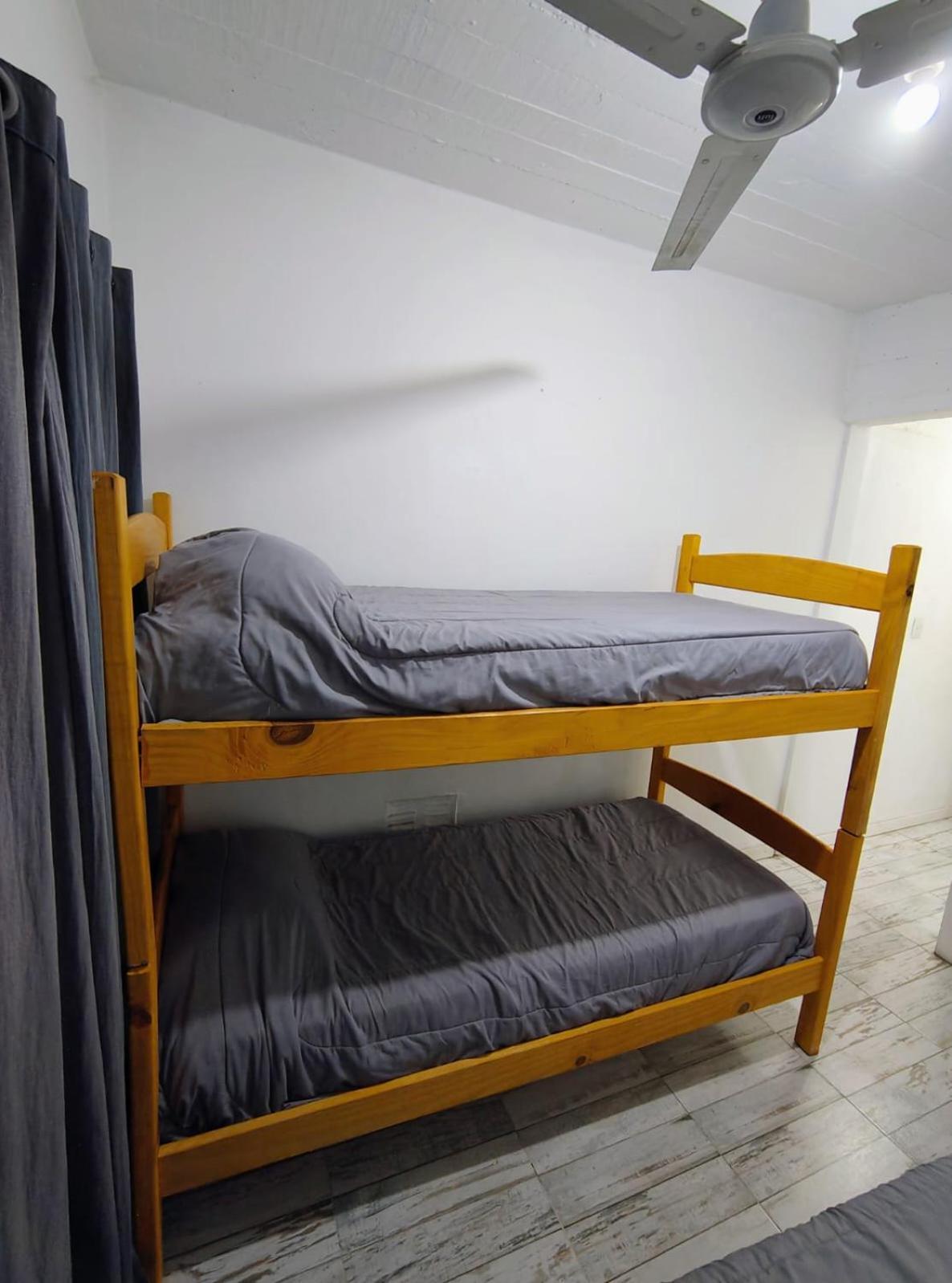 El Faro Hostel Puerto Madryn Eksteriør billede